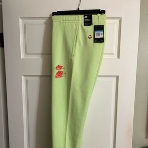 Nike Sweatpants Men “World Tour”